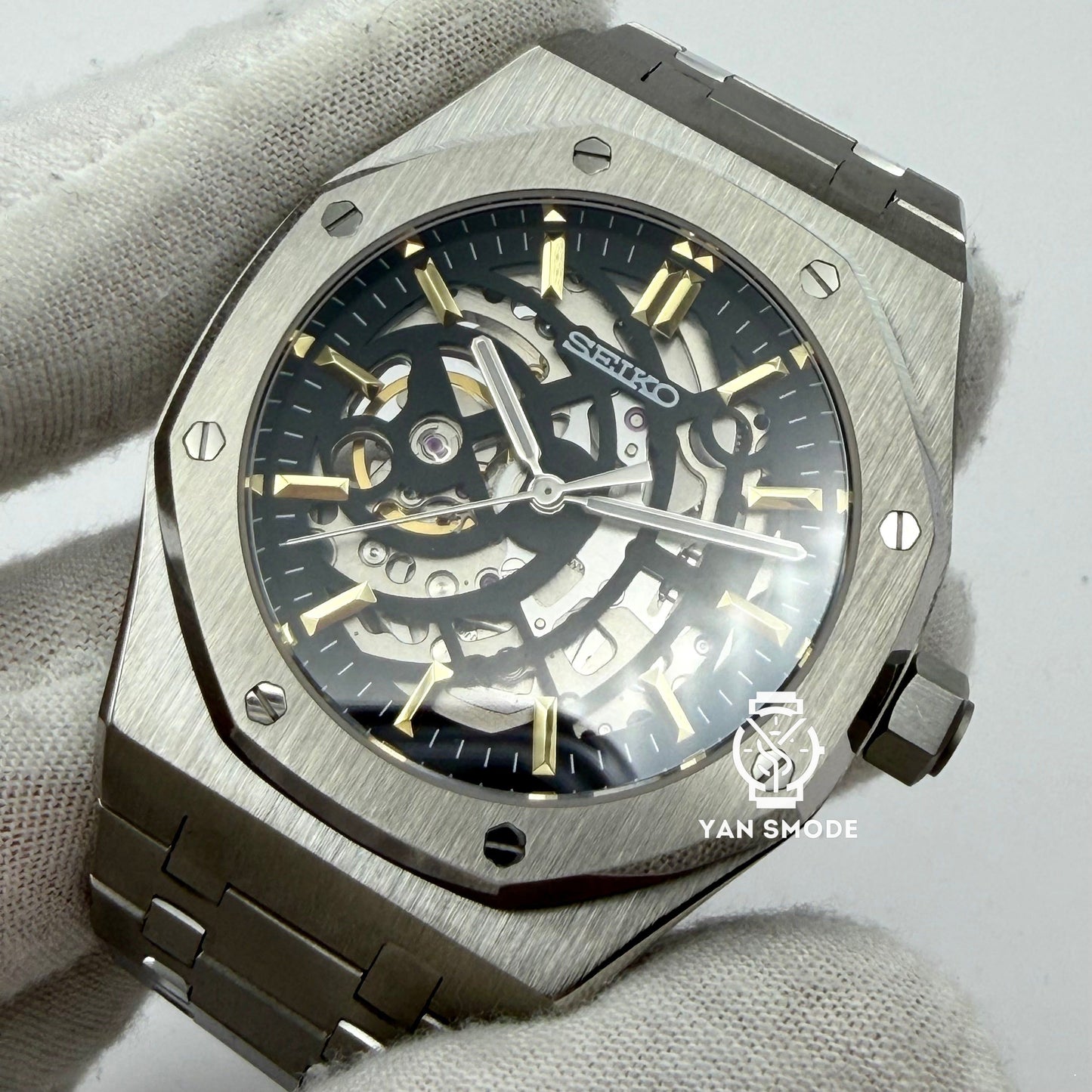 Royal Oak Squelette Noire Index Or Jaune