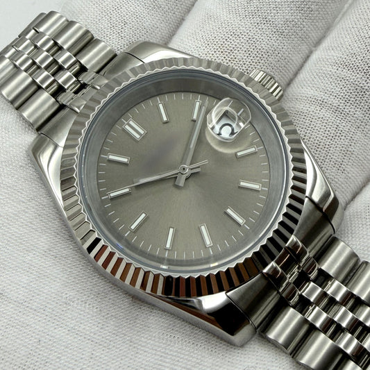 Date Just Black 