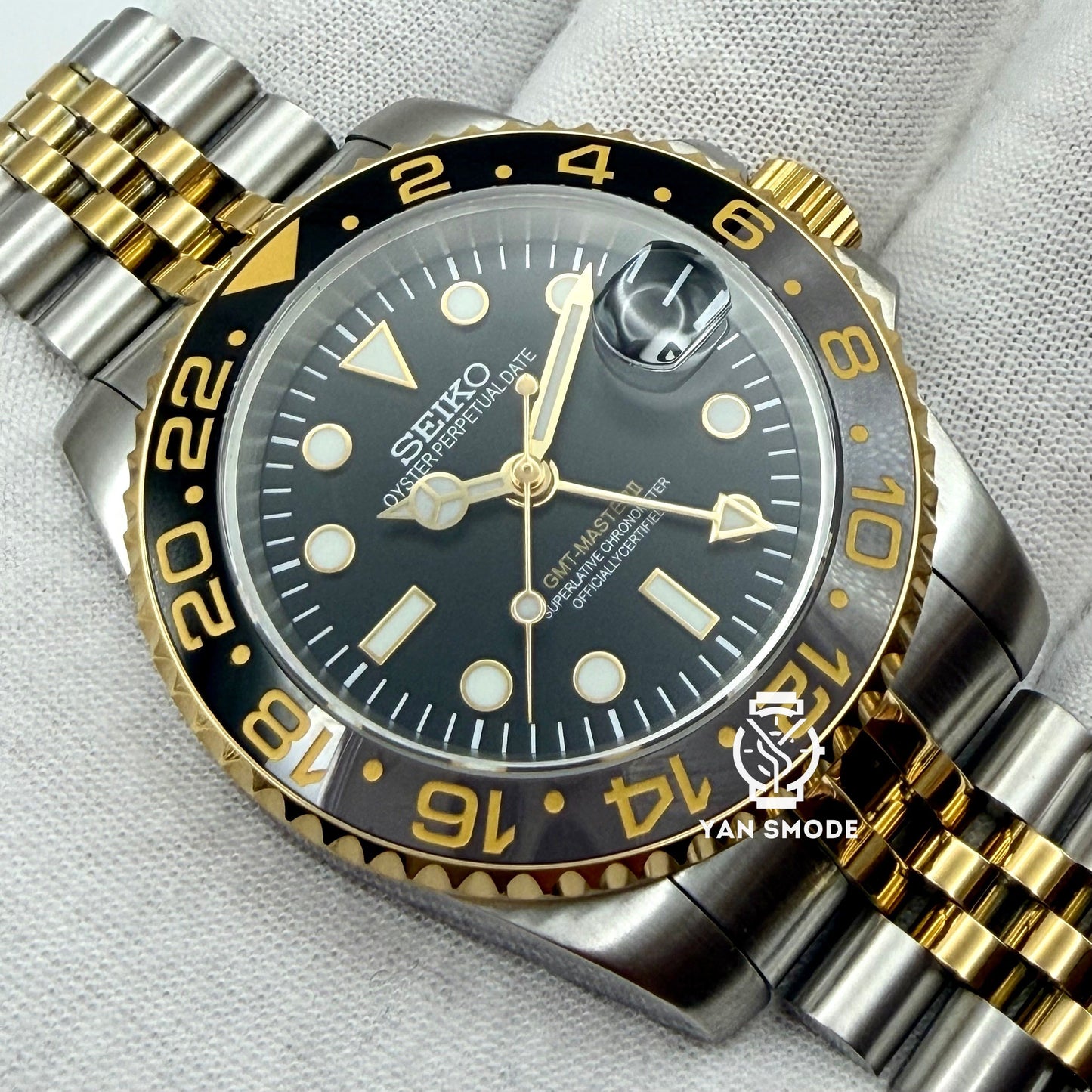 GMT Bruce Wayne Or Jaune