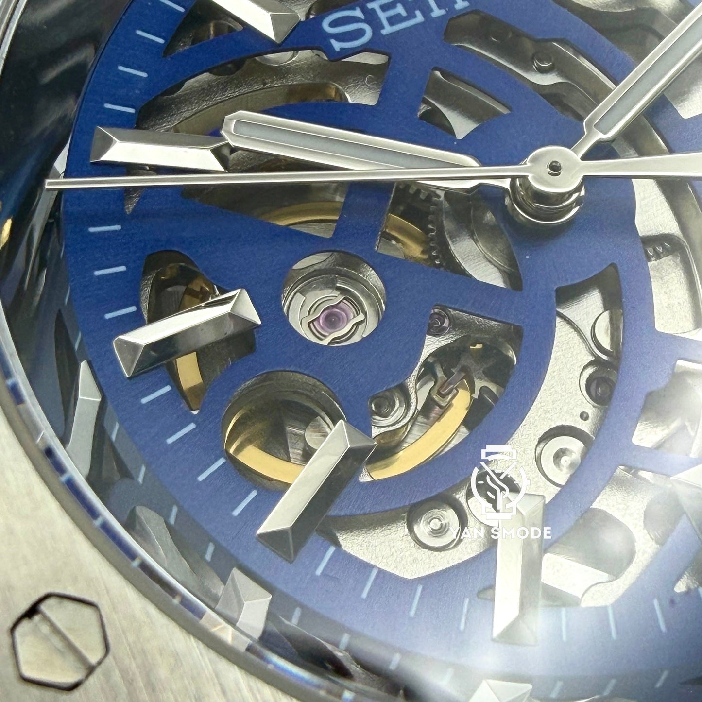 Royal Oak Squelette Bleu