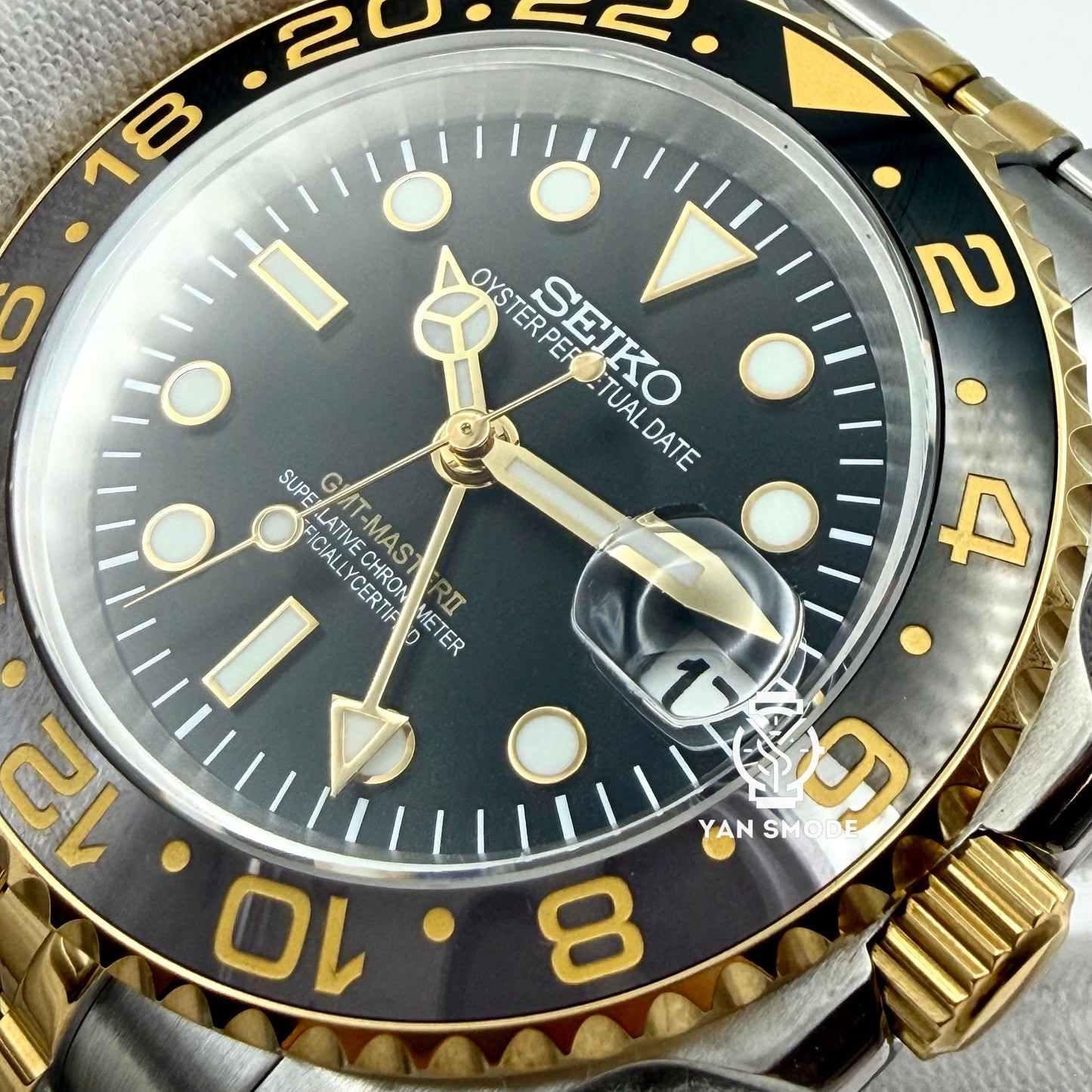 GMT Bruce Wayne Or Jaune