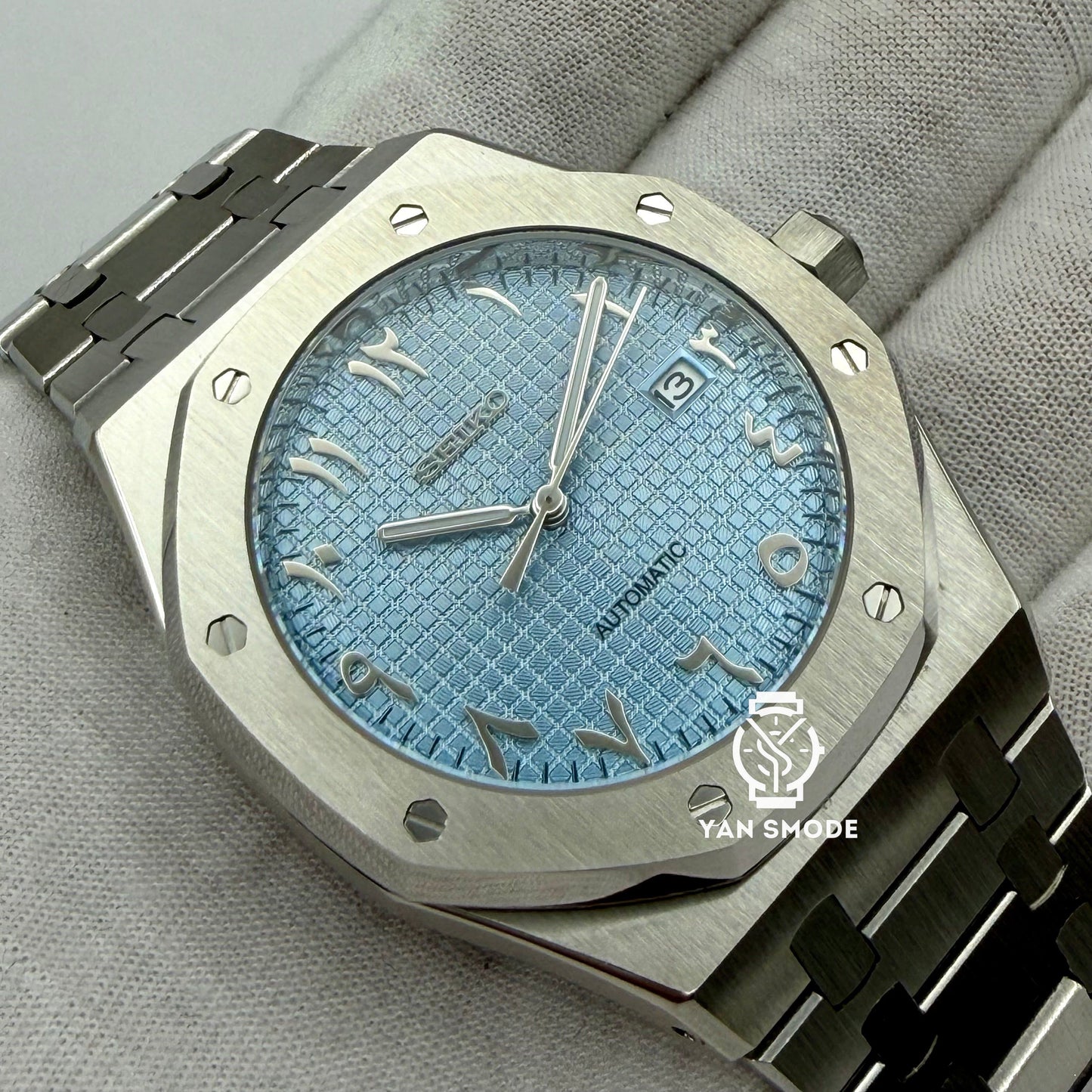 Royal Oak Arabic Dial Bleu Clair