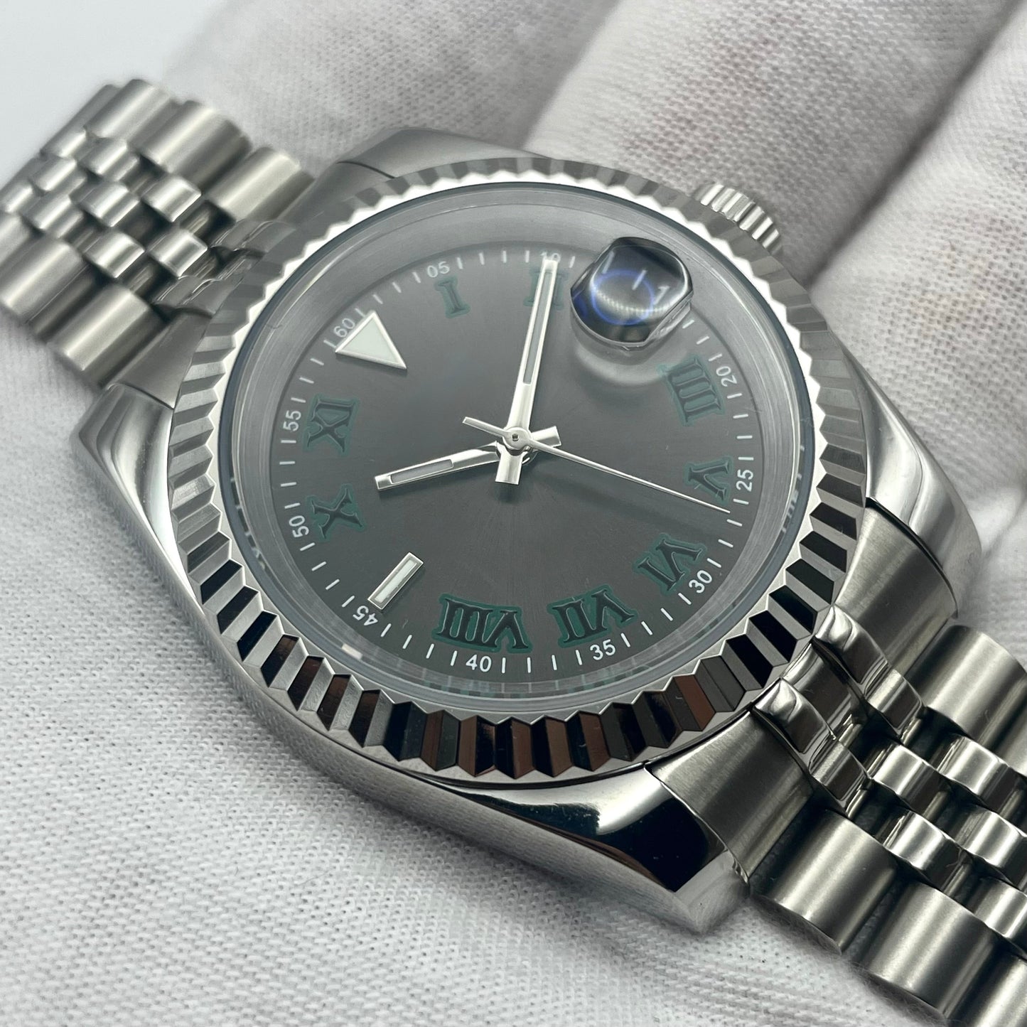 Date Just Wimbledon 