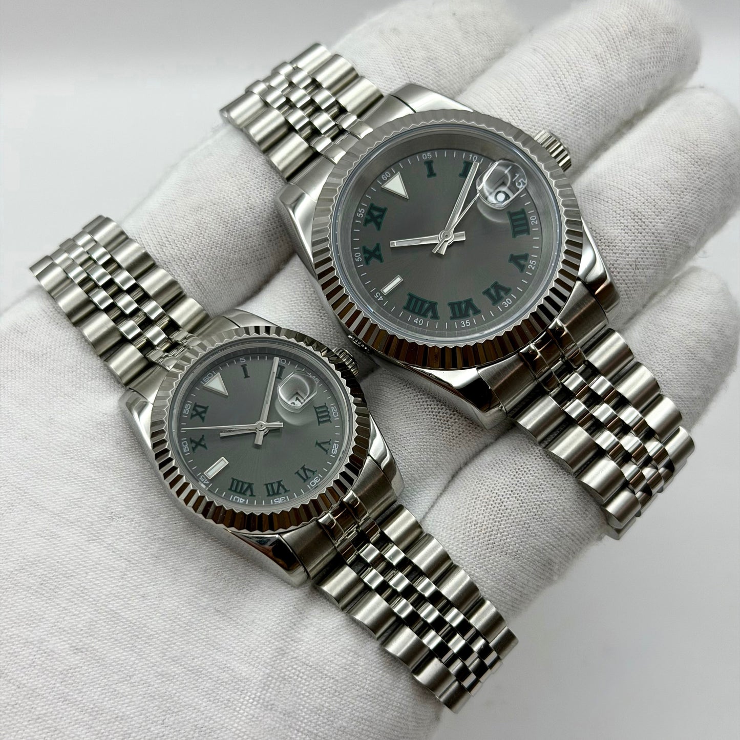Date Just Black 