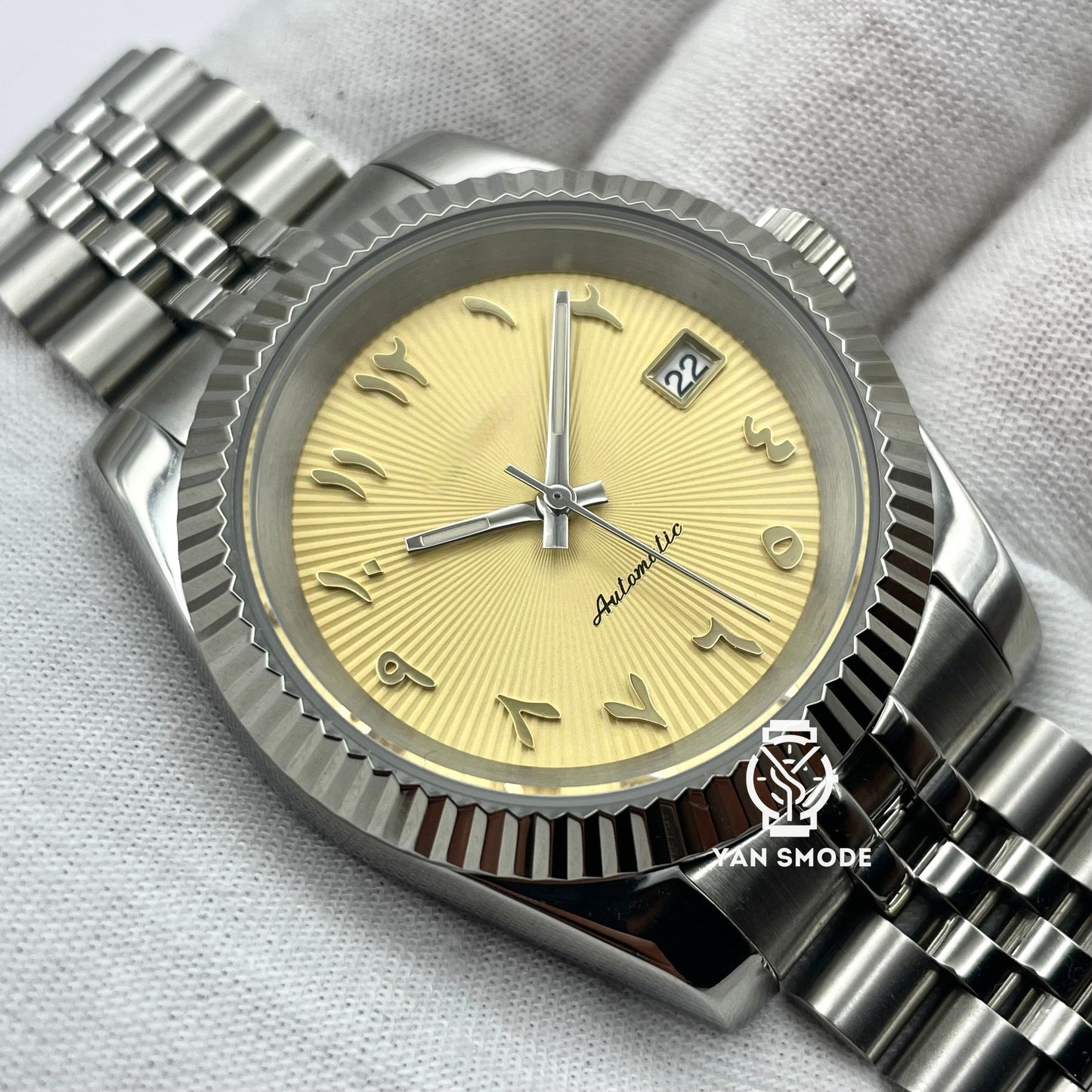 Arabic Dial Jaune
