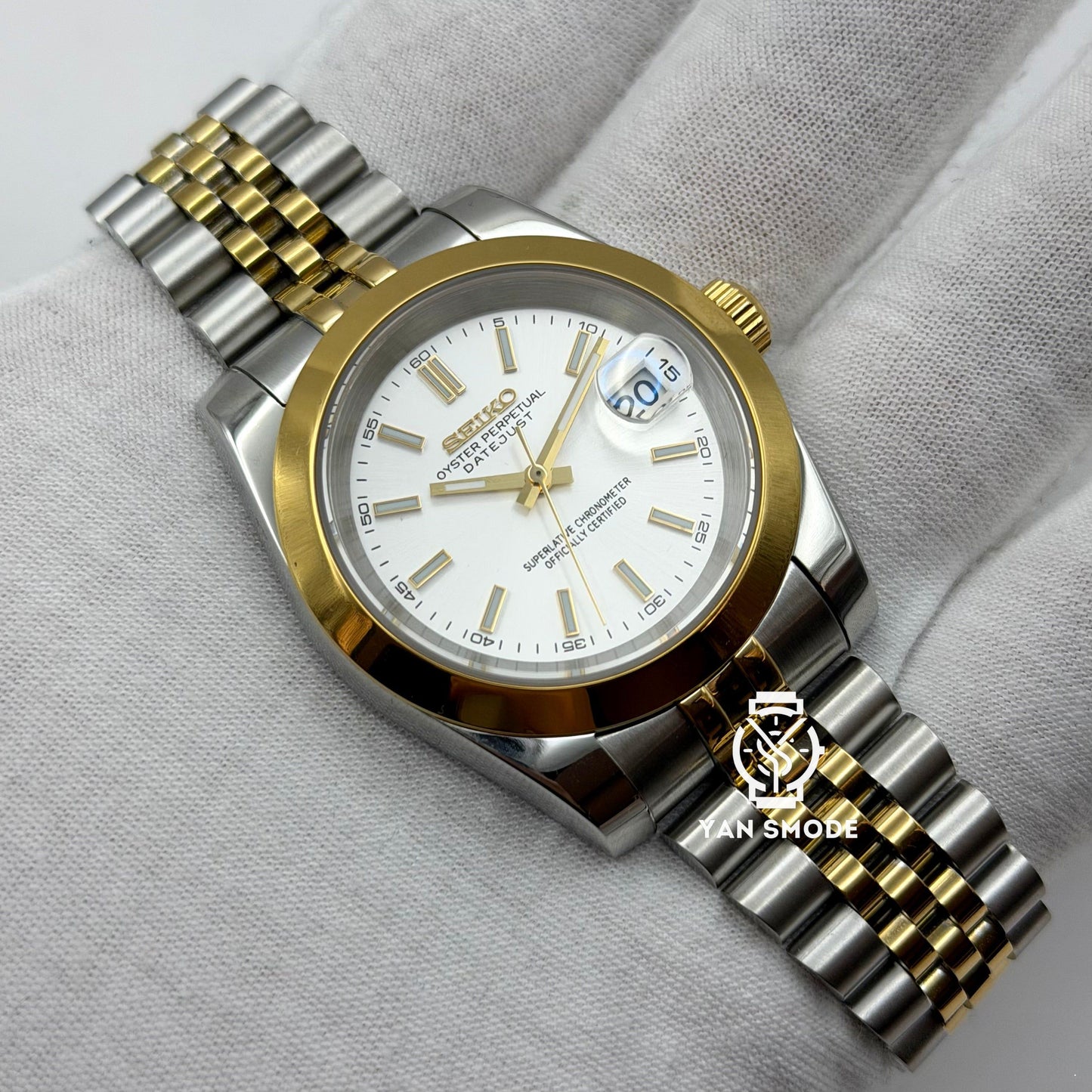 Date Just Yellow Gold Decorated with Diamonds 