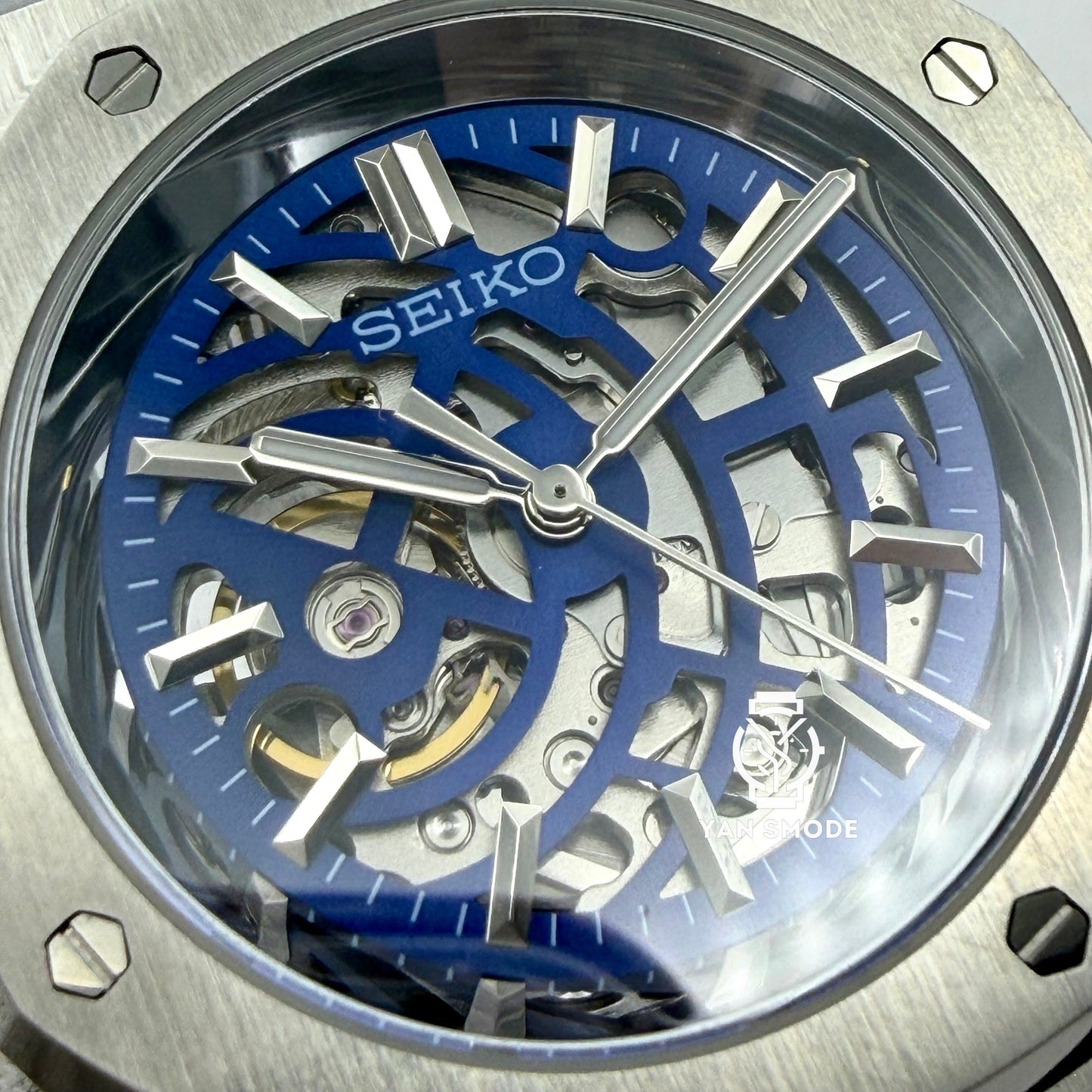 Royal Oak Squelette Bleu