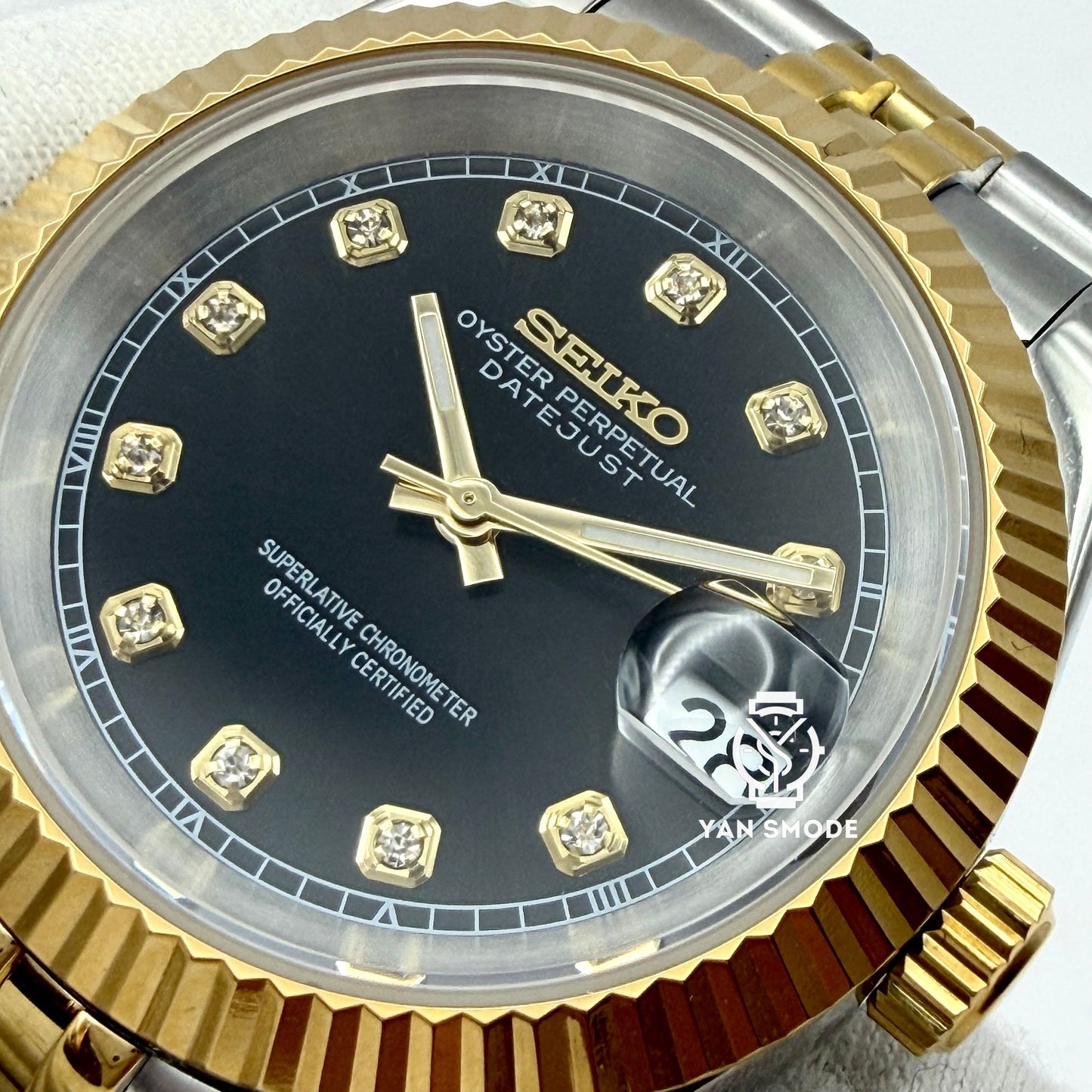 Date Just Or Jaune Noir Orné de Diamants