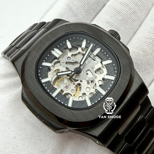 Nautilus Squelette Entièrement Noire