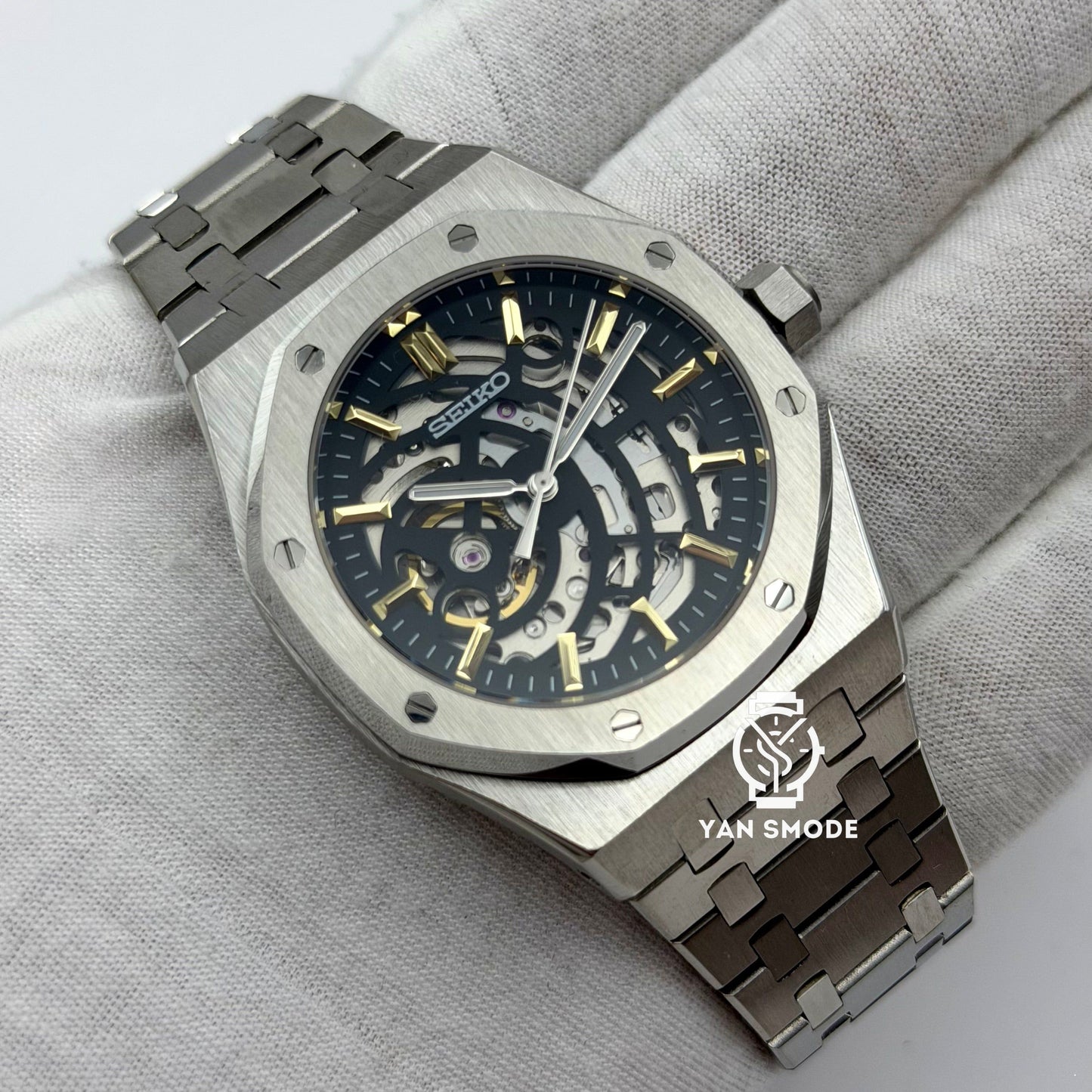 Royal Oak Squelette Noire Index Or Jaune