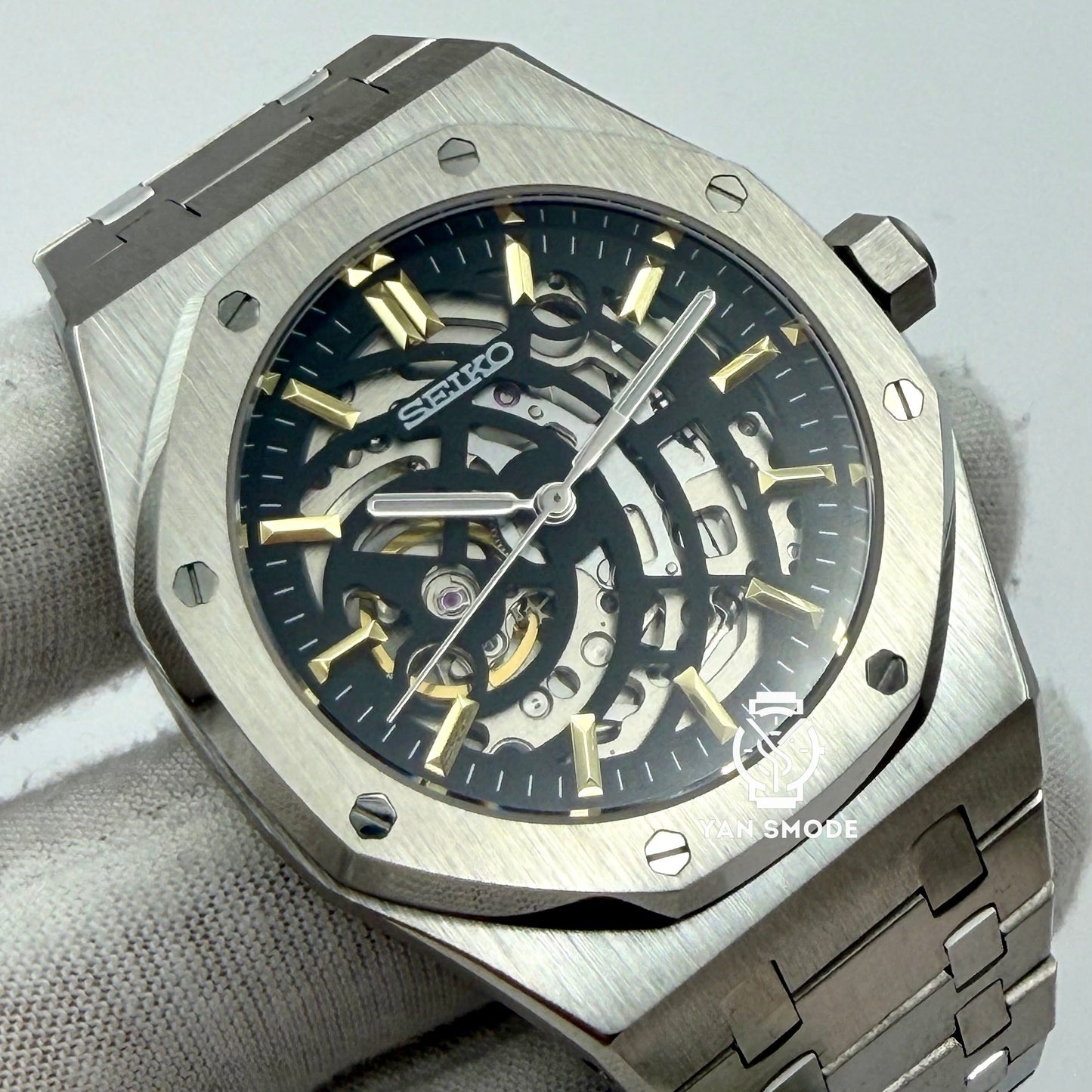 Royal Oak Squelette Noire Index Or Jaune