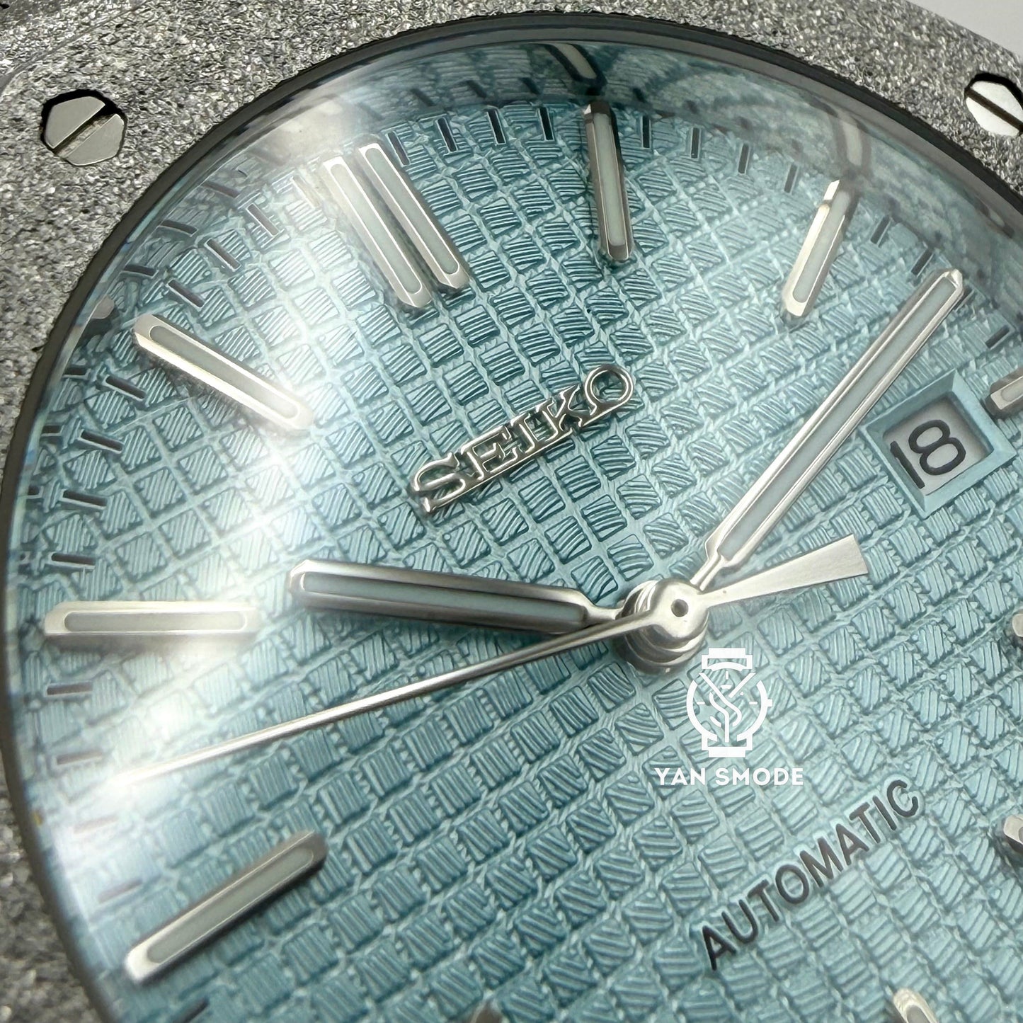 Royal Oak Brillante Bleu Clair