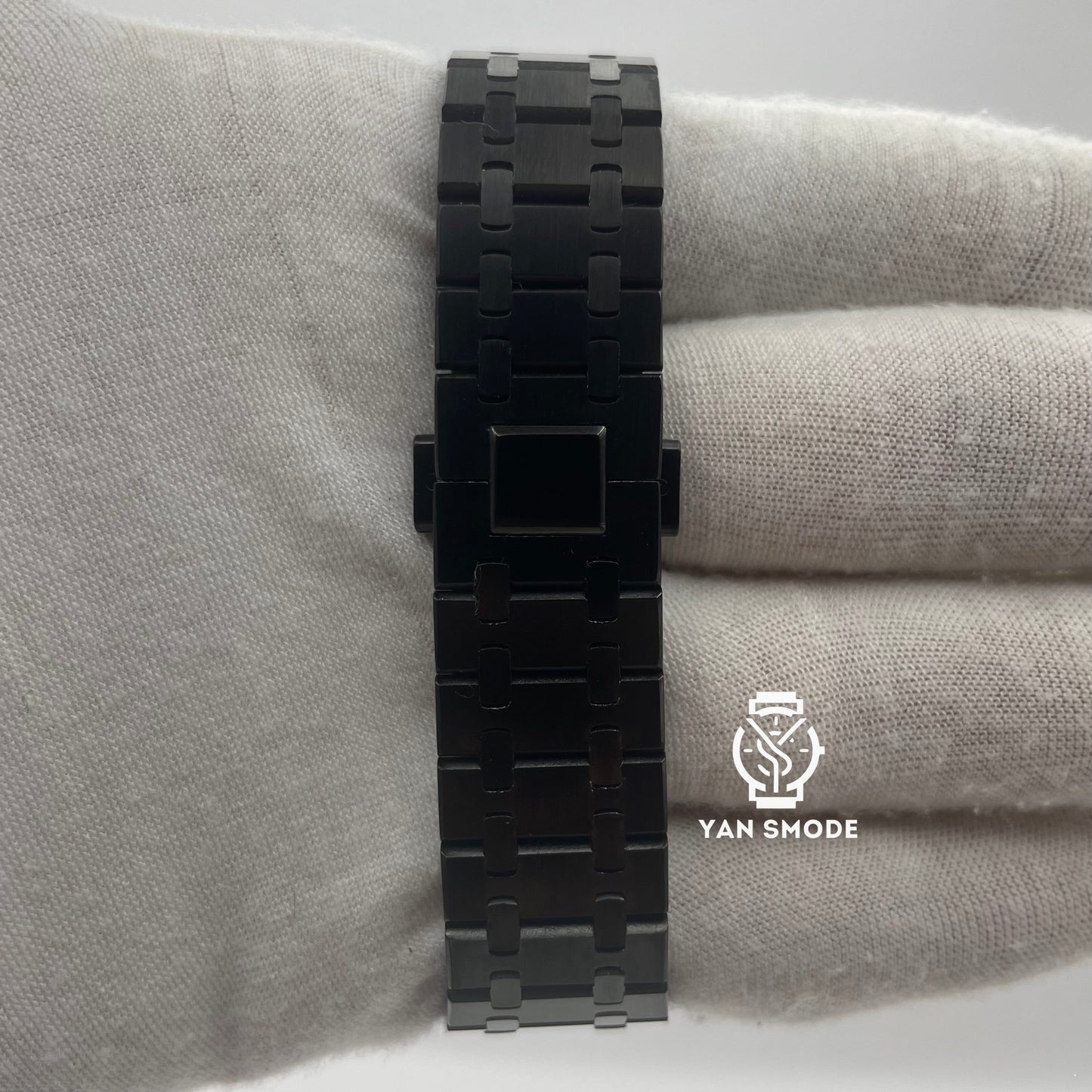 SekioMod Royal Oak Entièrement Noire - Yan Smode
