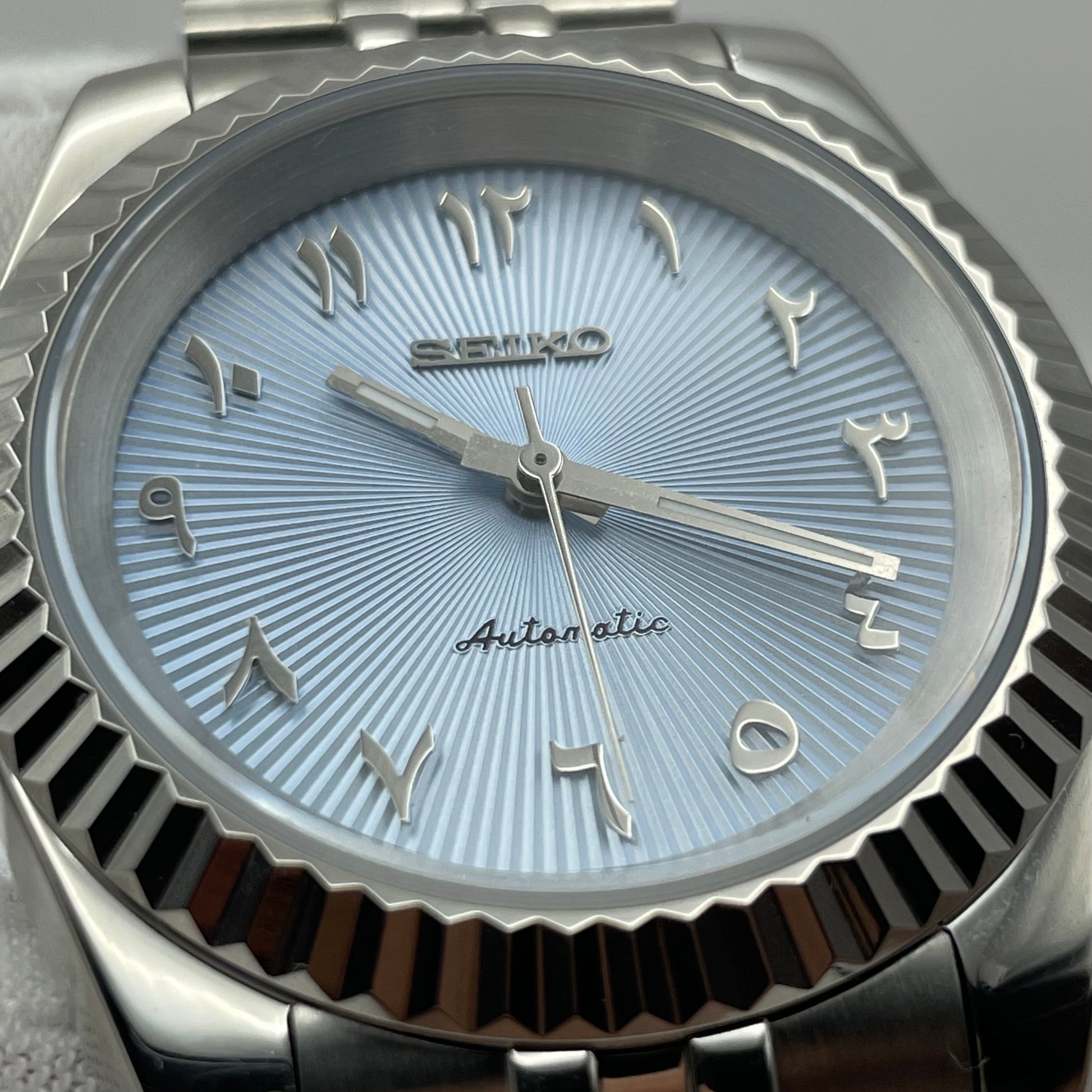 SeikoMod Arabic Dial Bleu Claire - Yan Smode